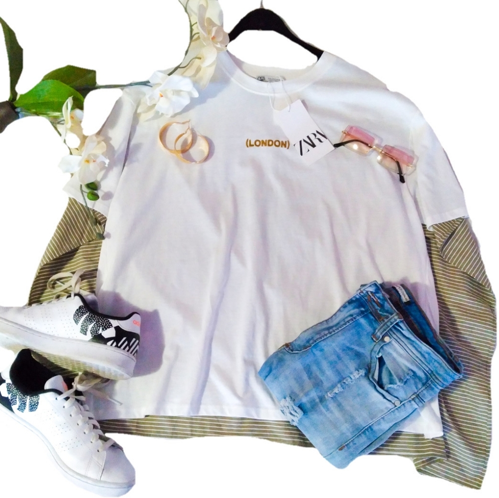 Zara White with stripes oversized flowy A lined style london t-shirt